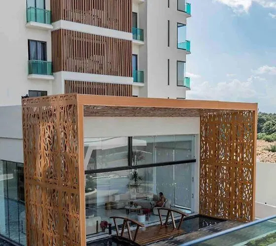 Luxury Condo, 2br, Fast Internet, Akul * Playa del Carmen
