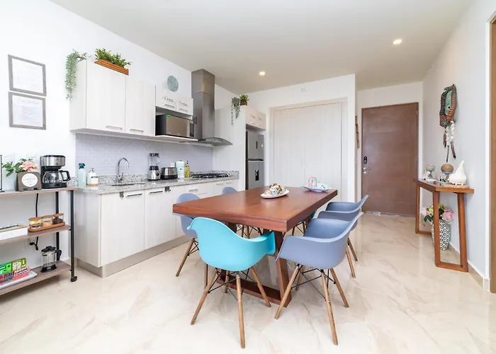 Luxury Condo, 2br, Fast Internet, Akul *
